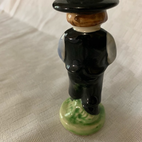 Ceramic Amish Boy (vintage) - Picture 3 of 4